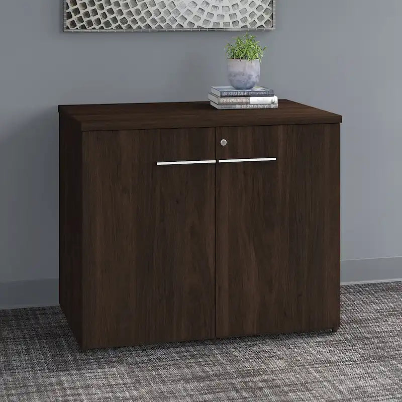 Armoire de rangement de bureau 91 cm l. x 61 cm P x 76 cm H avec portes verrouillables, étagère réglable, fabrication en MDF - Entièrement assemblée